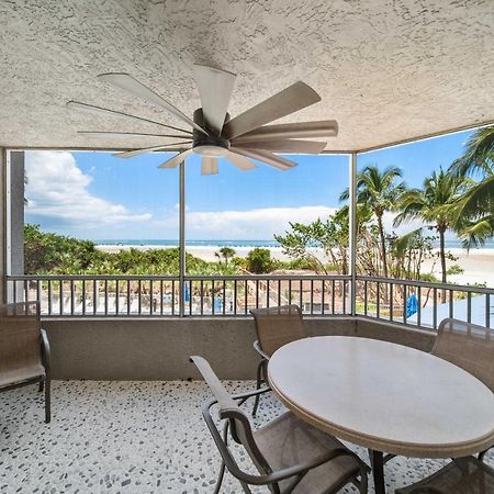 Gullwing Beach Front Resort Fort Myers Beach Esterno foto