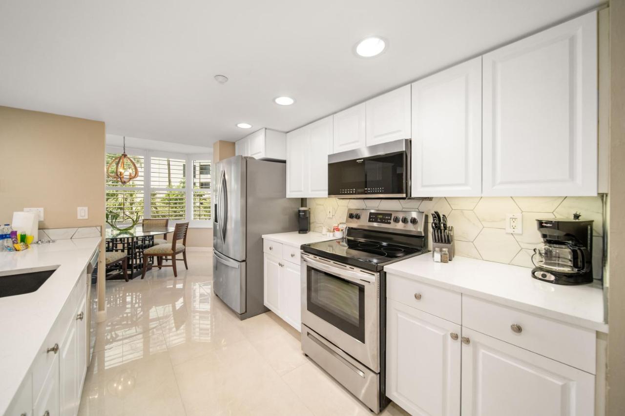 Gullwing Beach Front Resort Fort Myers Beach Esterno foto